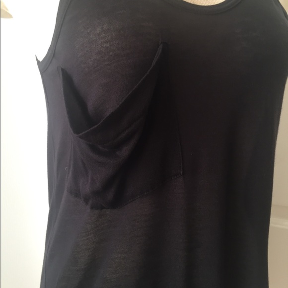 One Pocket Tank - Picture 5 of 5